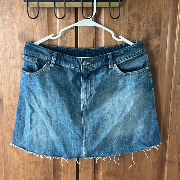 H&M Jean skirt - Picture 1 of 3